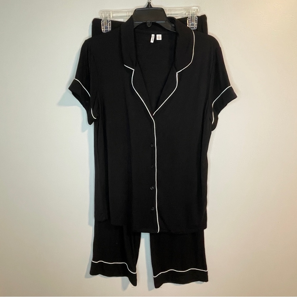 Nordstrom Black and White Pajama Set with Elegant Trim Modal Soft